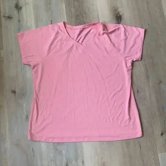 2x Workout Tees; grey and pink - Picture 6 of 12